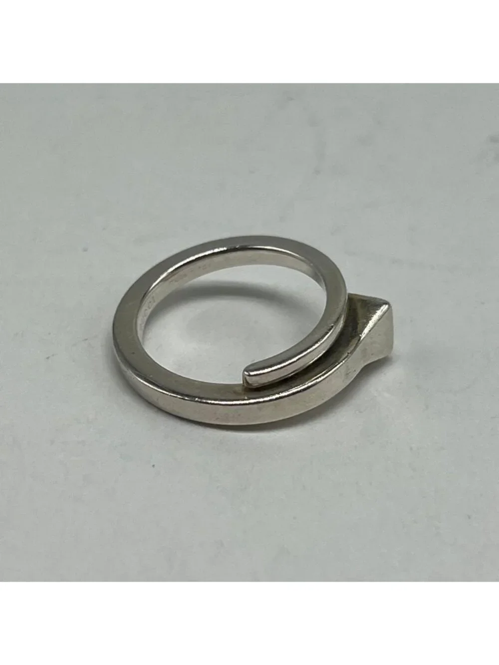 Gucci Chiodo Nail Ring